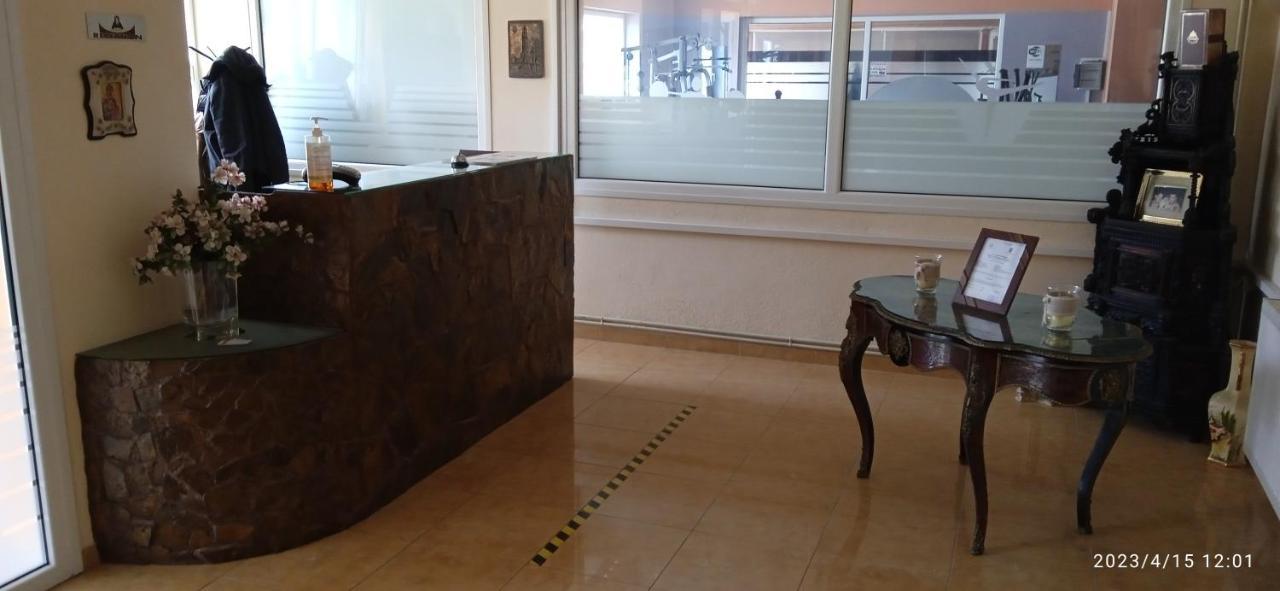 Hotel Konstantina Rodopoli Bagian luar foto